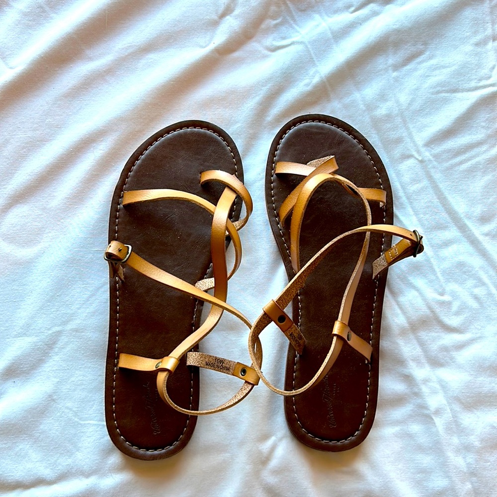Like New Sz 10 Universal Thread Sandals